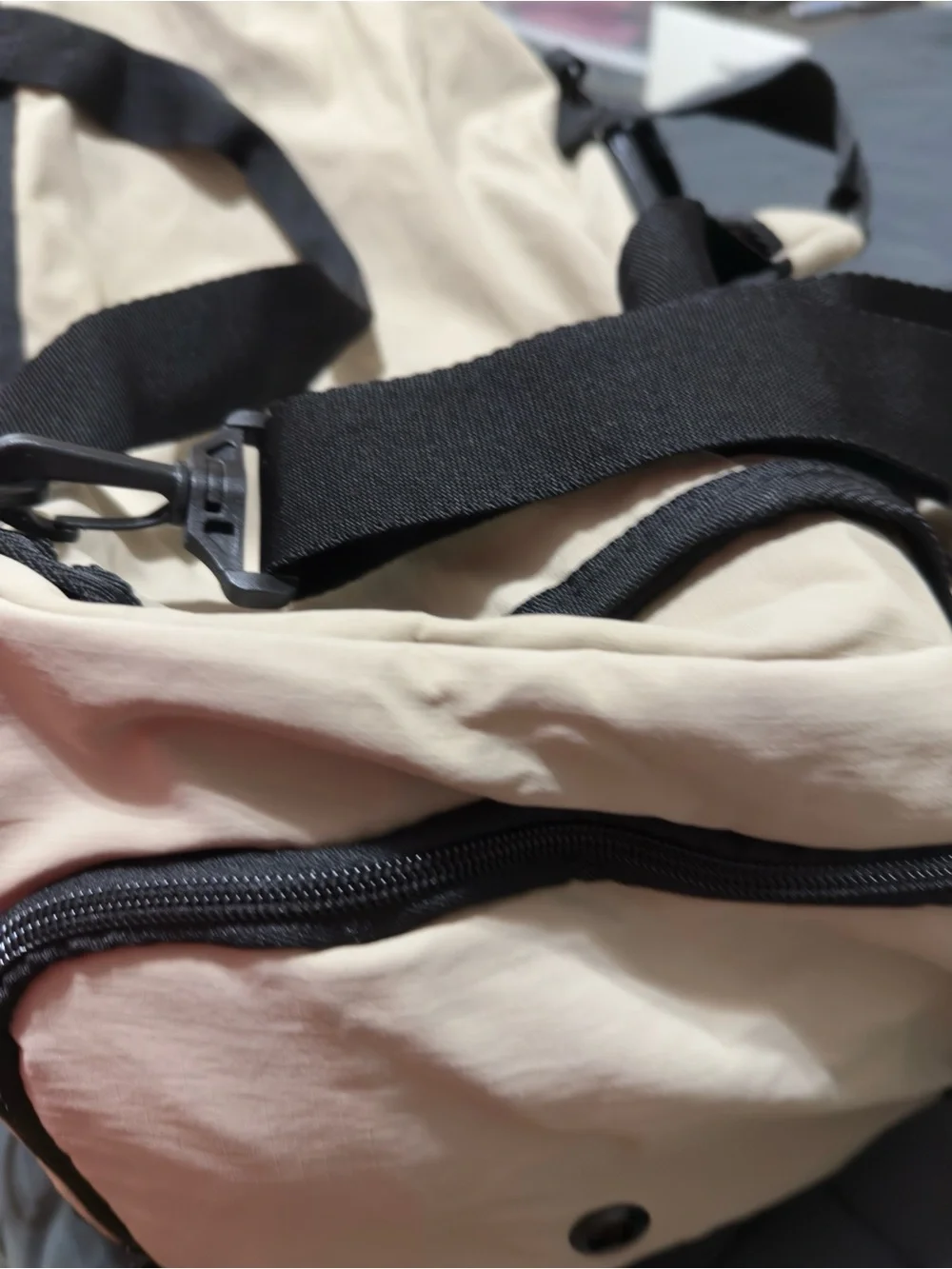 Bagsmart travel duffle
